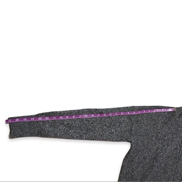 Tahari Mock Neck Long Sleeve Sweater Size Small - Picture 8 of 9